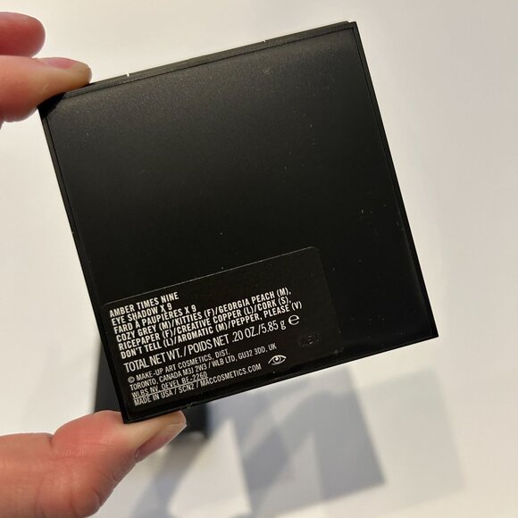 NWT MAC Eye Shadow X9 palette: Amber Times Nine RARE 5.85g, Brand New - Picture 6 of 8